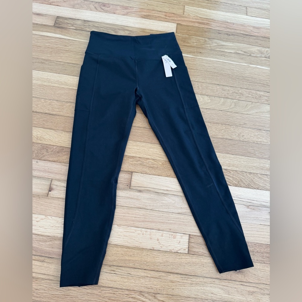 Victoria’s Secret On Point Black Knockout Leggings Size Small